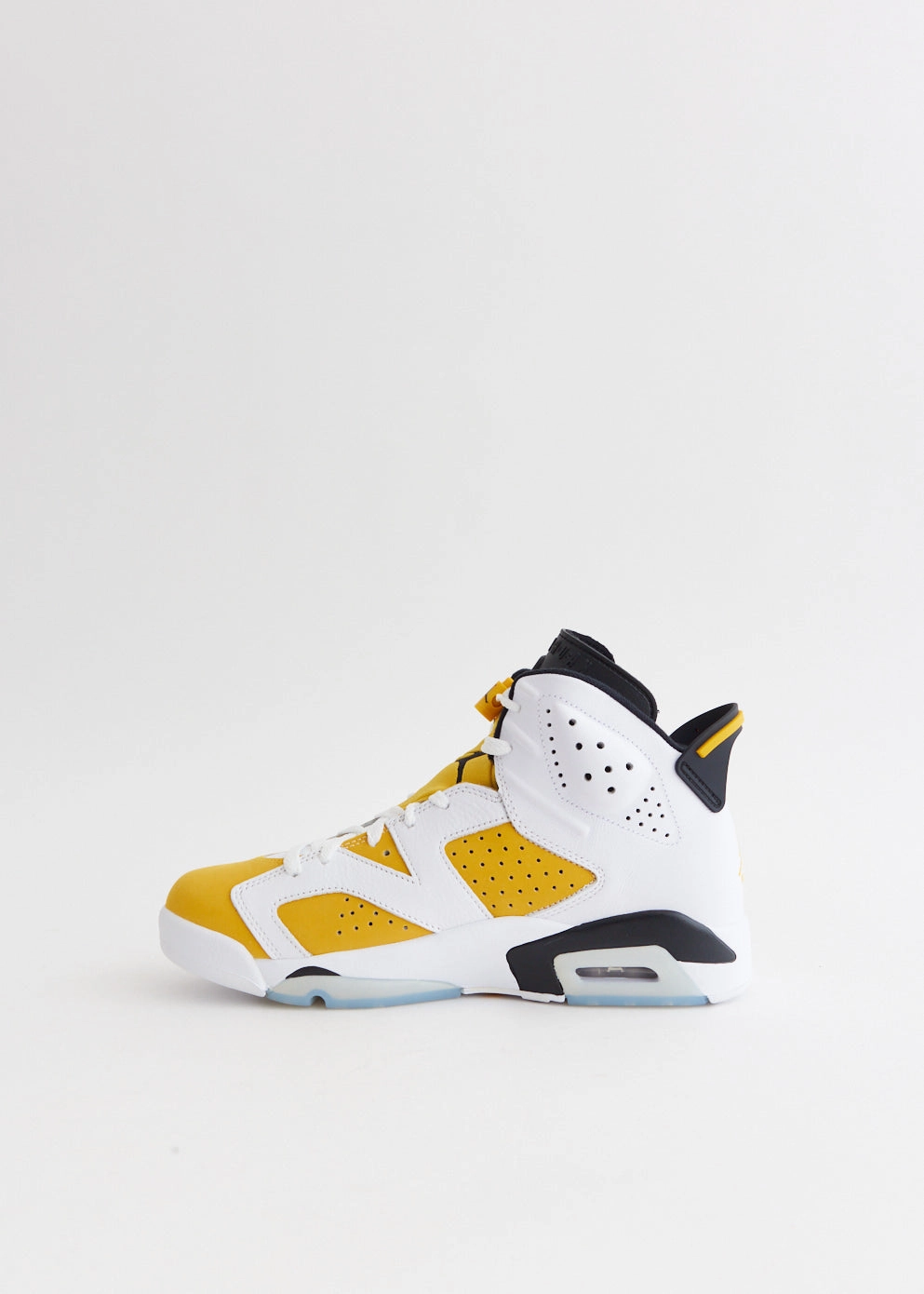 Air Jordan 6 Retro 'Yellow Ochre' Sneakers