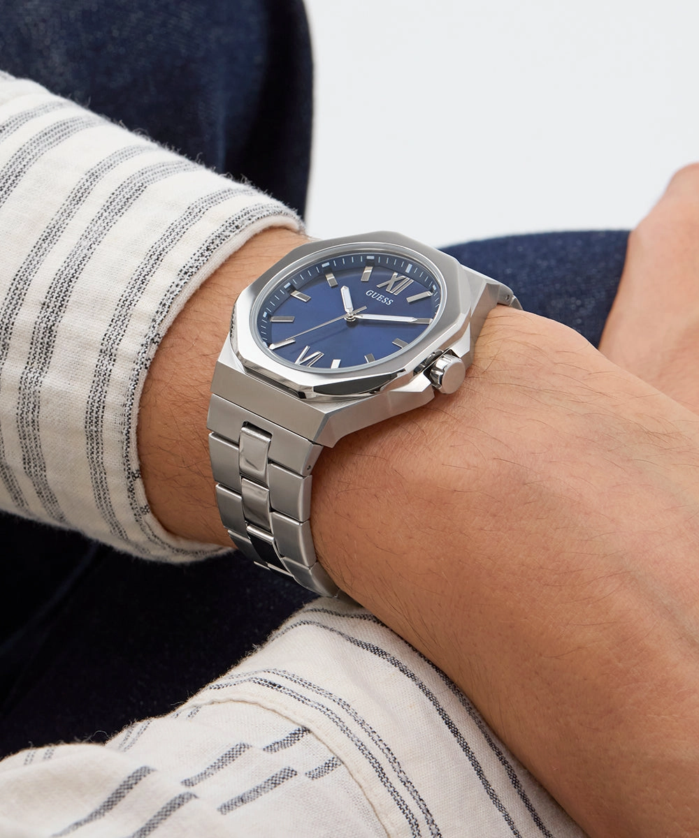GUESS Mens Silver Tone Analog Watch