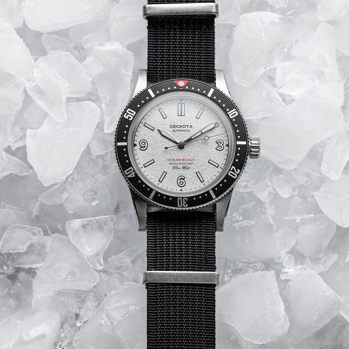 Ocean-Scout Dive Watch - Ice White