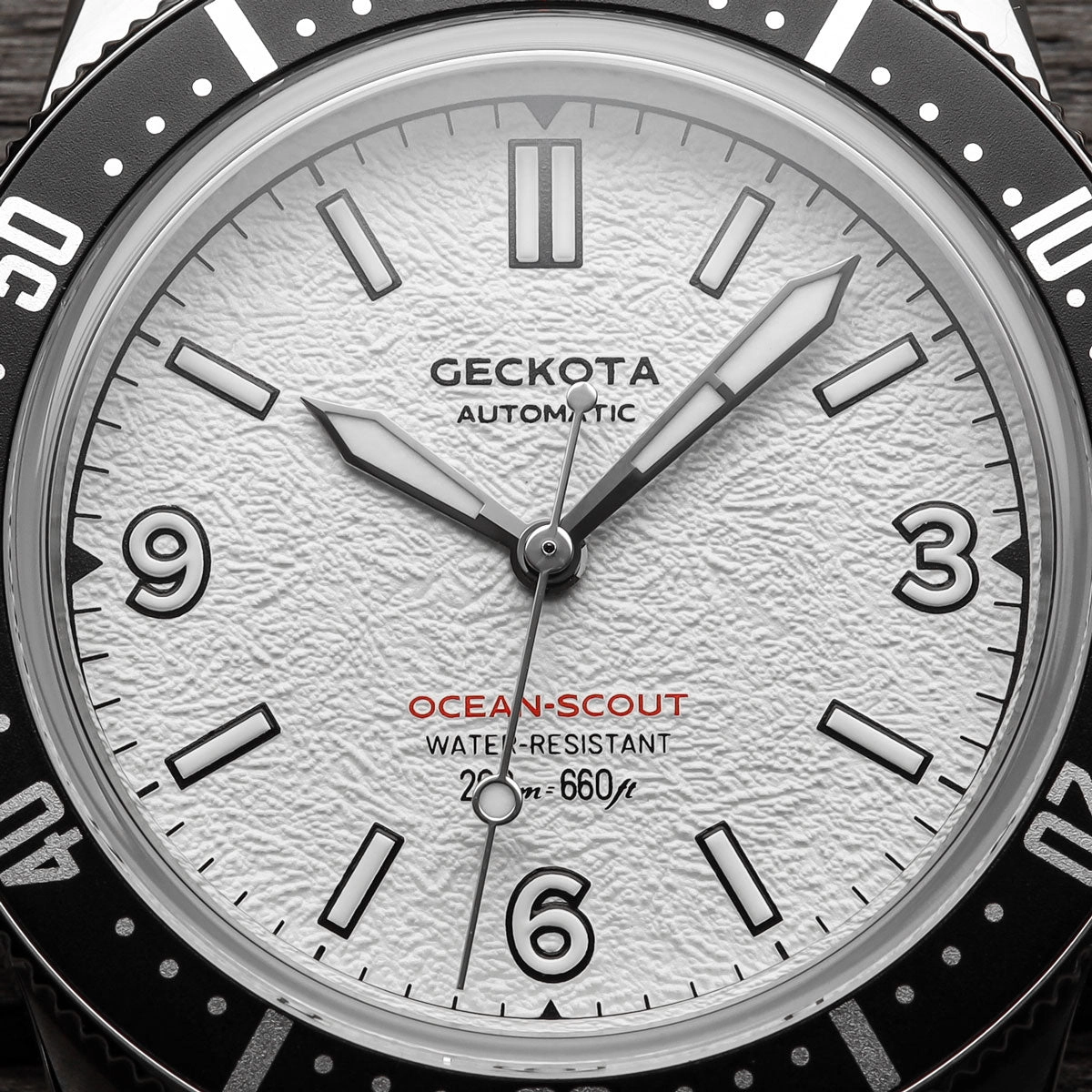 Ocean-Scout Dive Watch - Ice White