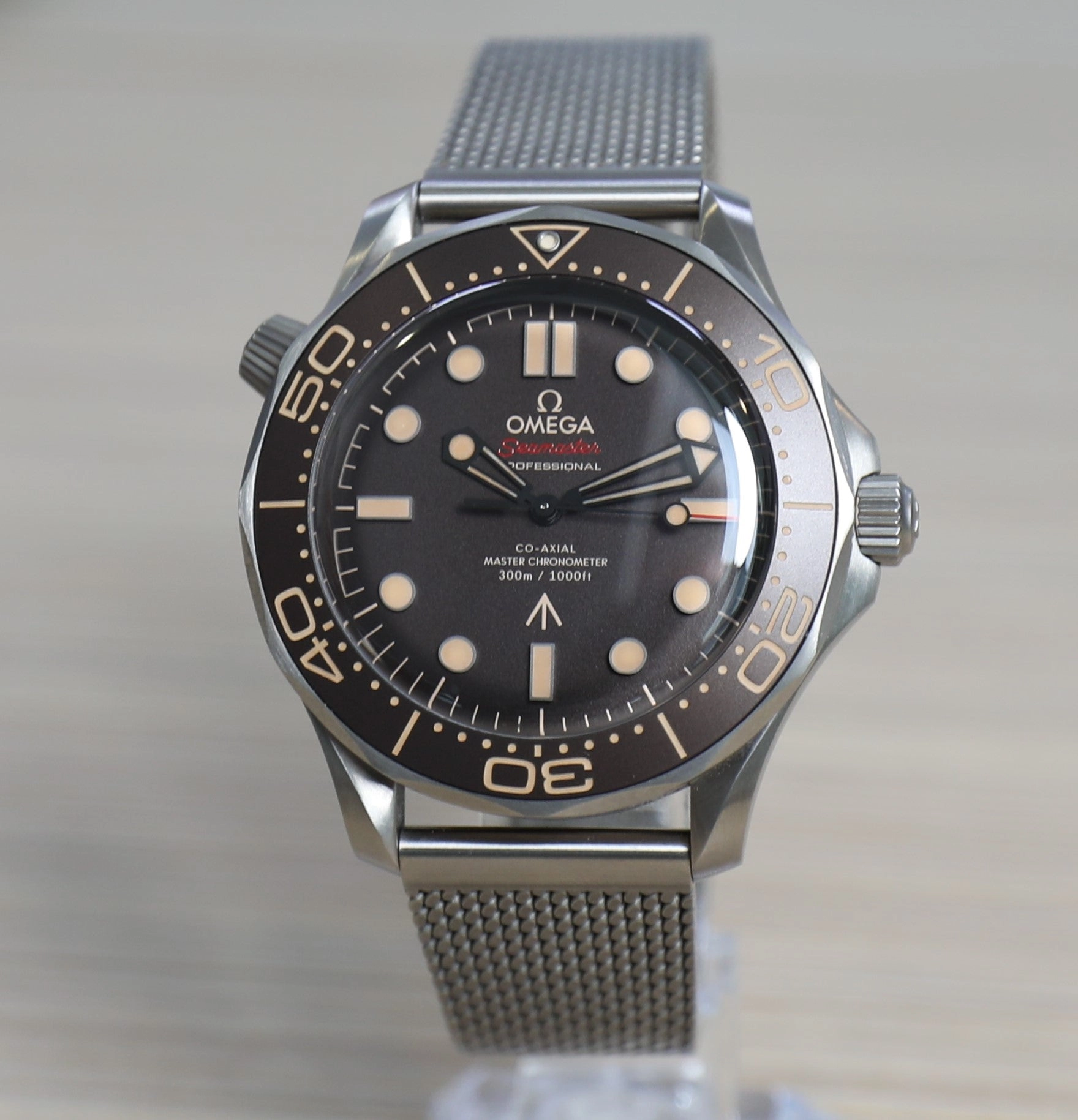 Omega Seamaster Diver 300M James Bond Edition 007 – No Time to Die -Titanium – New – full set