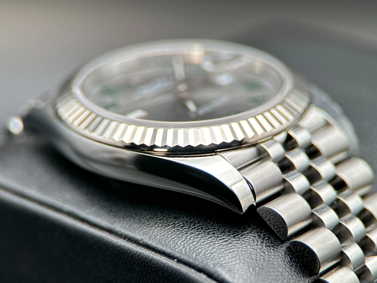 Rolex Datejust 41mm 126334 Wimbledon Dial Fluted Bezel Jubilee Bracelet - 2023