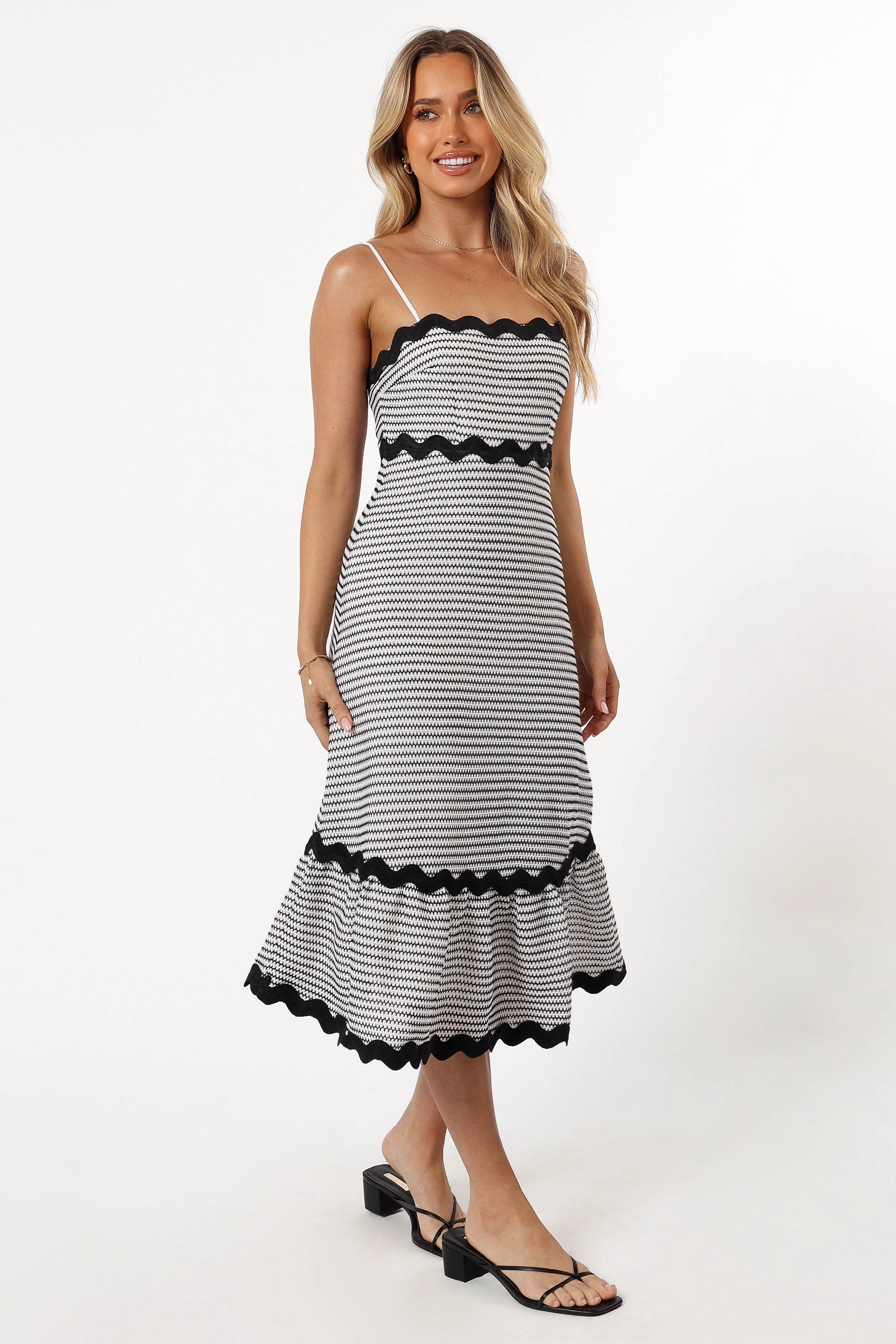 Savvy Midi Dress - Black/White