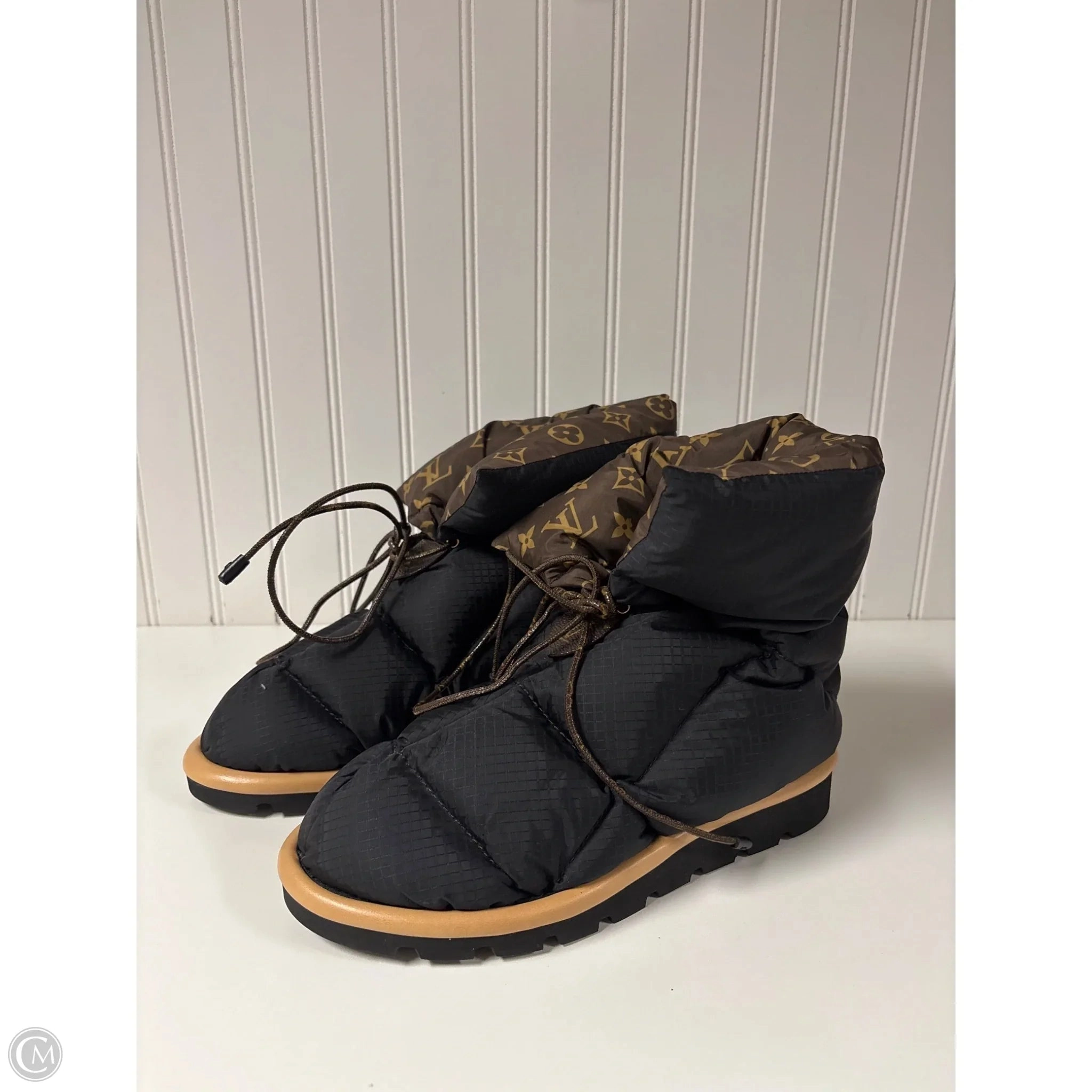 Shoes Luxury Designer By Louis Vuitton In Brown, Size: 6.5