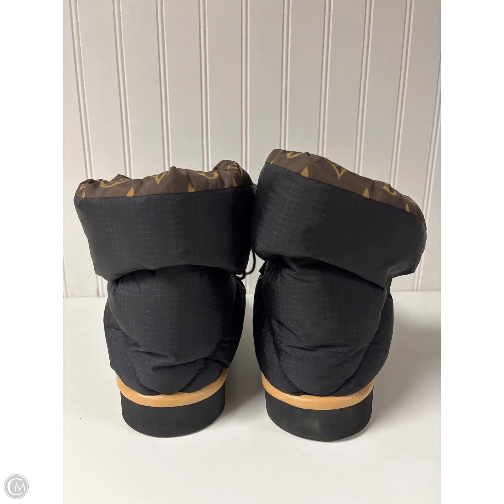 Shoes Luxury Designer By Louis Vuitton In Brown, Size: 6.5