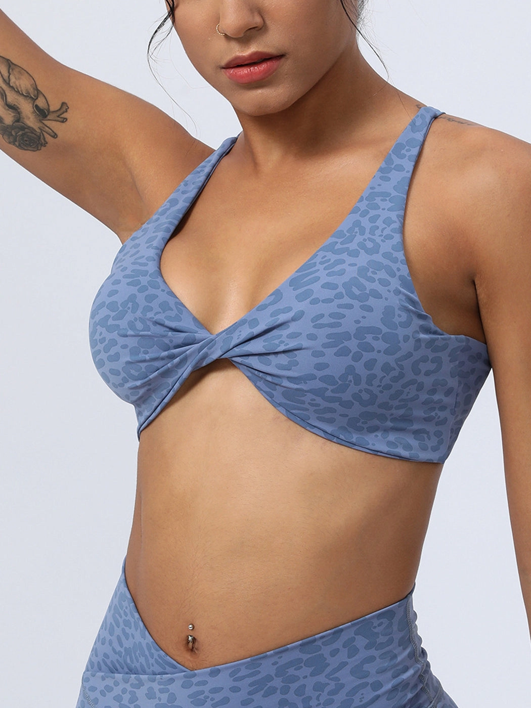 Twist Leopard Print Yoga Sports Bra