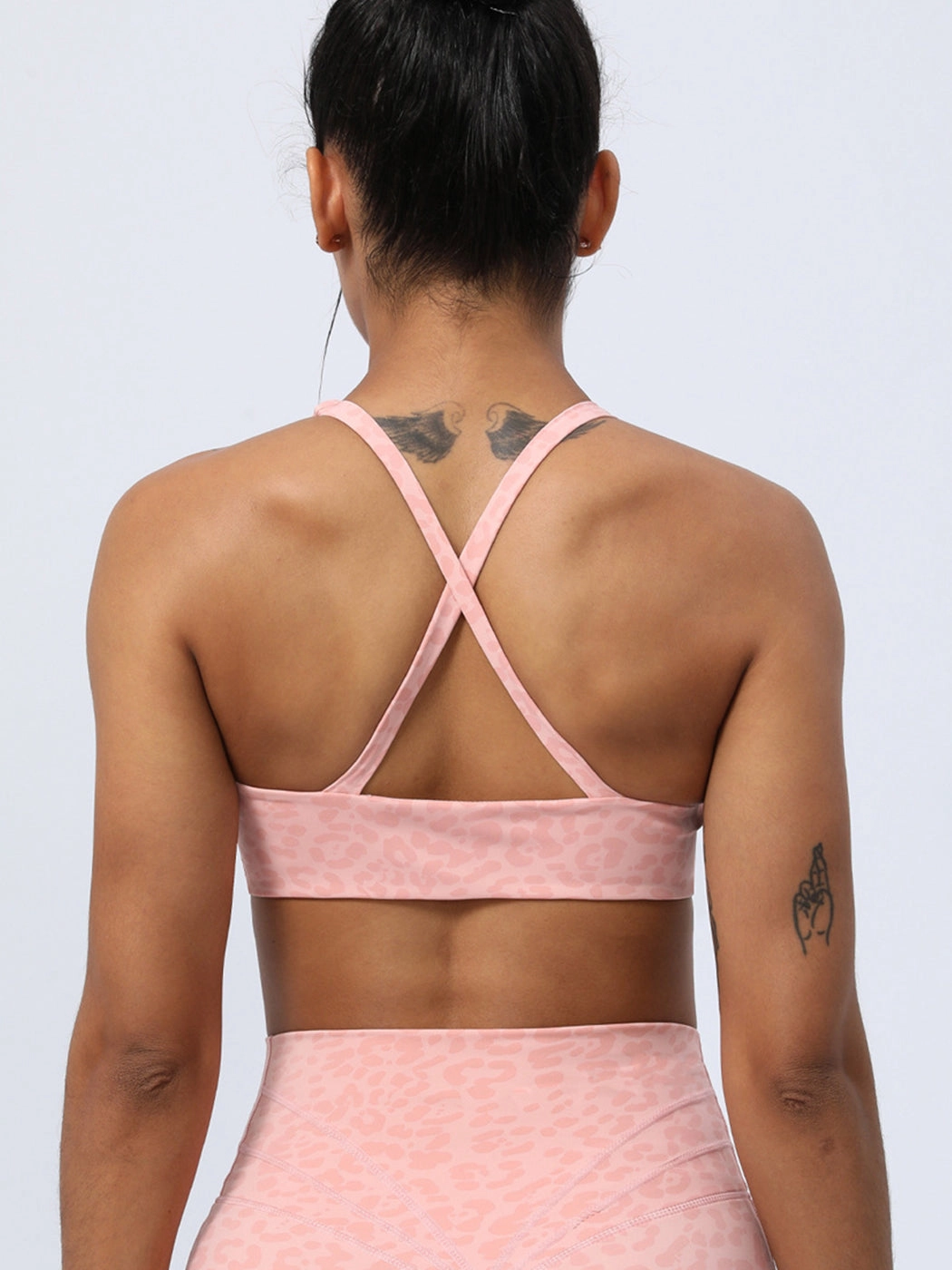Twist Leopard Print Yoga Sports Bra